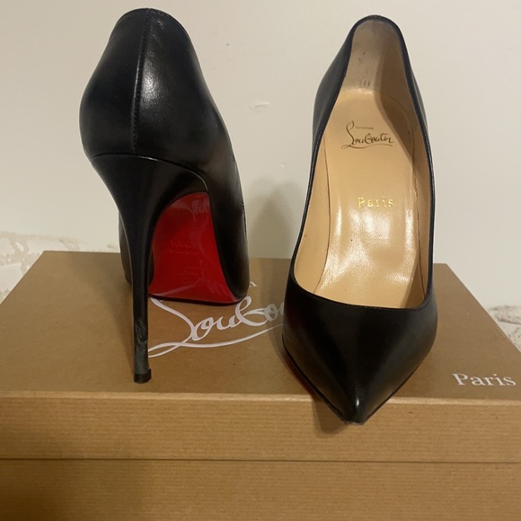 Christian louboutin heels - Picture 3 of 11